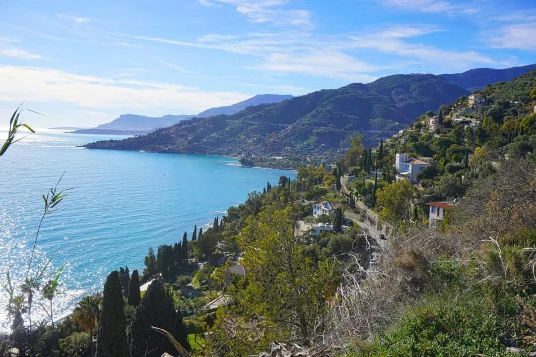 Dolci Risvegli Appartamento Vista Mare Ventimiglia Eksteriør billede